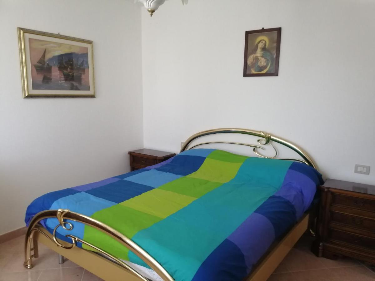 Mille papaveri rossi Casa di Angela Serravalle di Chienti Esterno foto