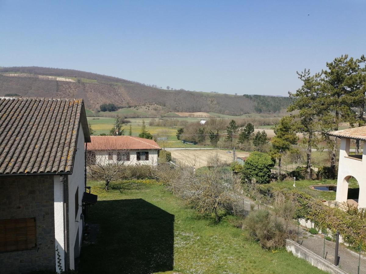 Mille papaveri rossi Casa di Angela Serravalle di Chienti Esterno foto